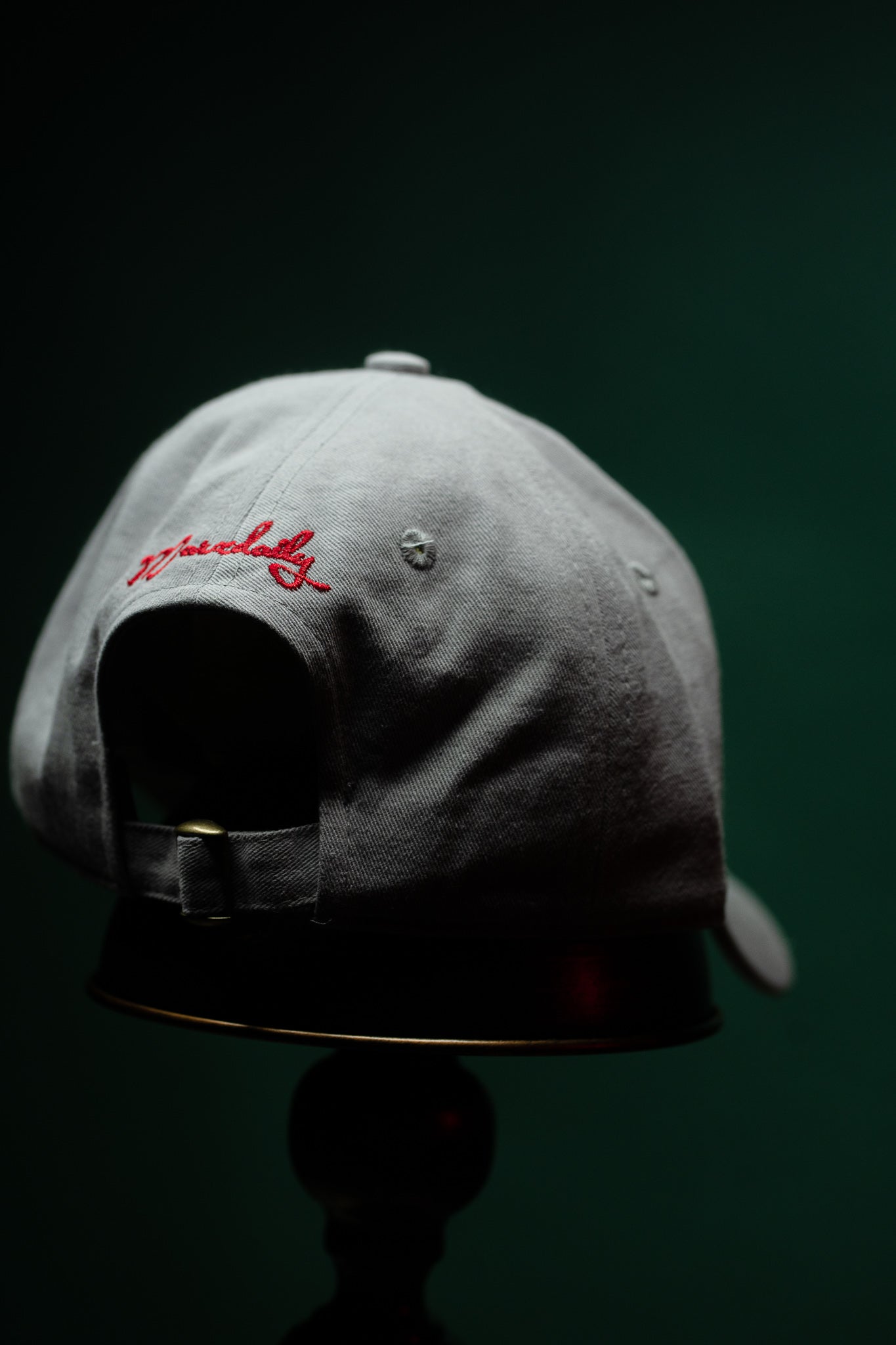 Space Grey/ Red